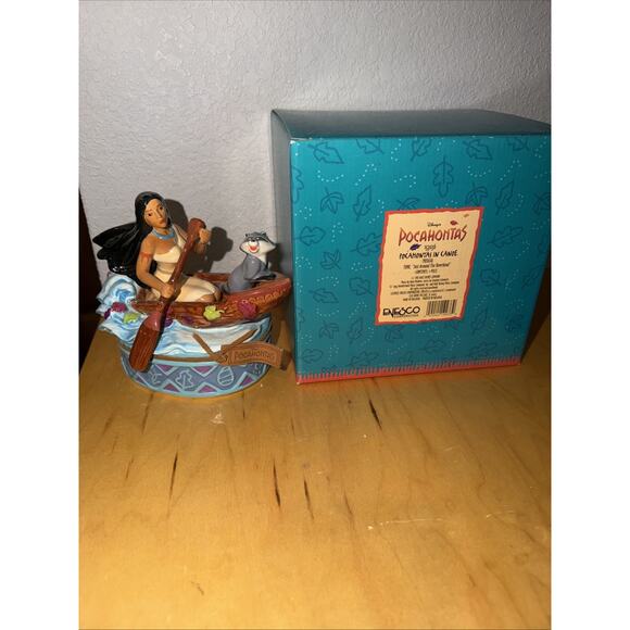Disney Enesco 1995 Pocahontas & Meeko, Plays The Tune Just Around the River Bend - Picture 1 of 5